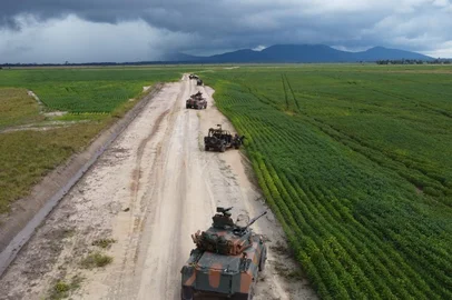 Blindados EE-9 Cascavel em Roraima durante exercício da 1ª Brigada de Infantaria de Selva. Foto: Exército Brasileiro/DivulgaçãoIndexador: cavalaria mecanizado<!-- NICAID(15622366) -->