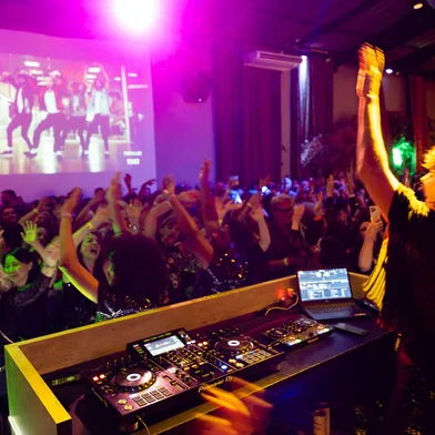 Gudinaite em São Paulo, com Patricia Parenza e Diego de Godoy. Participação especial de Consuelo Blocker. Na Birds House, em Pinheiros.<!-- NICAID(16134293) -->