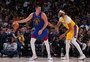 Atual campeão, Denver Nuggets abre a temporada da NBA com vitória sobre Lakers