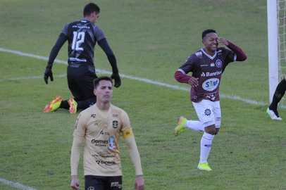 CAXIAS DO SUL, RS, BRASIL (18/07/2021)Ser Caxias x Marcílio Días pela série D do campeonato Brasileiro no Estádio Centenário em Caxias do Sul. (Antonio Valiente/Agência RBS)<!-- NICAID(14838028) -->