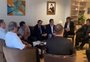 Milei recebe Bolsonaro antes da transferência de governo na Argentina