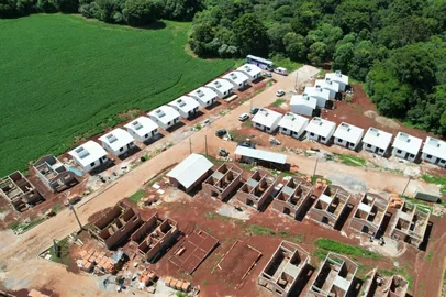Obras de loteamento urbano avançam e estão em etapa de implantação em Coxilha