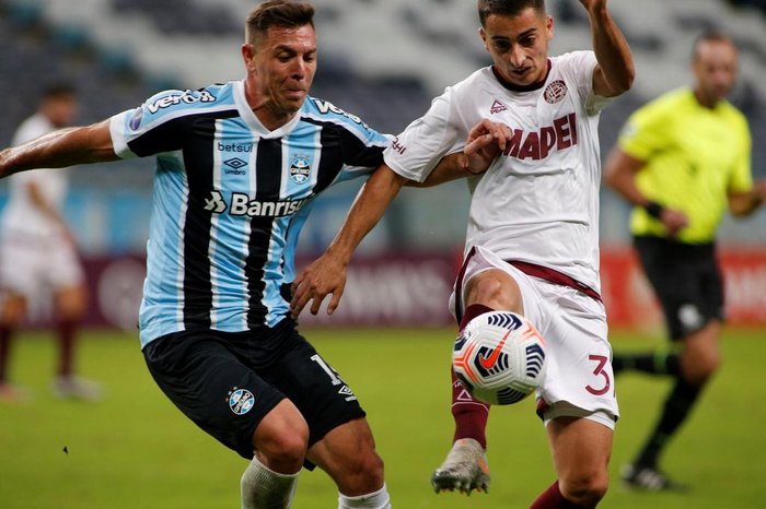 SILVIO AVILA / POOL/AFP