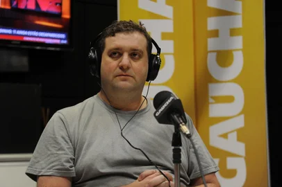 CAXIAS DO SUL, RS,, BRASIL, 24/01/2020 - Programa Show dos Esportes na serra, com o convidado Gabriel Citton, secretário municipal de Lazer e esporte. Apresentação de Eduardo Costa e Pedro Petrucci. (Marcelo Casagrande/Agência RBS)<!-- NICAID(14398178) -->