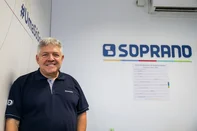 FARROUPILHA, RS, BRASIL, 02/04/2026. Cyro Gazola é CEO da Soprano desde agosto de 2025. (Neimar De Cesero/Agência RBS)Indexador: Neimar De Cesero<!-- NICAID(16266281) -->