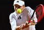 Rybakina avança após abandono de Świątek e vai enfrentar Ostapenko nas semis do WTA 1000 de Roma