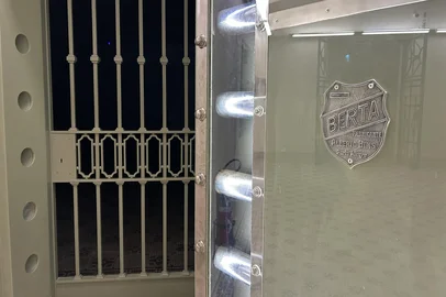 Leandro Staudt / Agencia RBS Cofre preservado no Farol Santander, em Porto Alegre. Usados pelos bancos que operaram no prédio.<!-- NICAID(16159230) -->