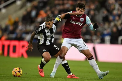 Bruno Guimarães, Lucas Paquetá, futebol