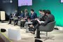 Grupo de governadores do consórcio Brasil Verde, em reunião durante a COP28, em Dubai. - Foto: Rodrigo Lopes/Agência RBS<!-- NICAID(15614427) -->
