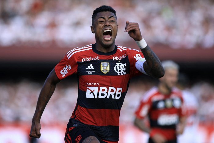 Flamengo: Nove jogadores vão para último ano de contrato