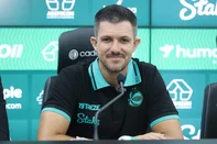 Técnico Mauricio Barbieri<!-- NICAID(16187635) -->