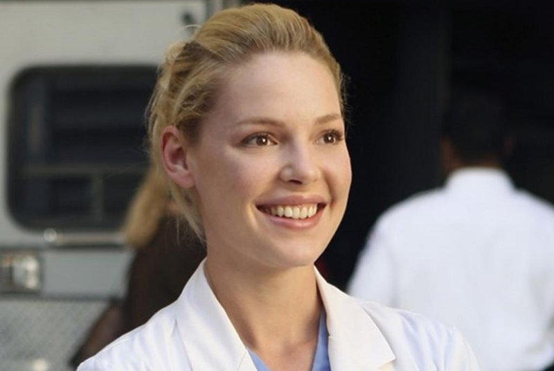 Katherine Heigl em cena de Grey's Anatomy<!-- NICAID(14586617) -->