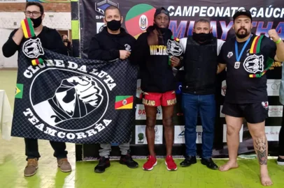 Clube da Luta TeamCorrea se destaca em campeonato gaúcho de muaythai<!-- NICAID(14869956) -->