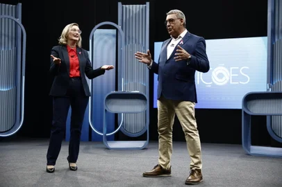 PORTO ALEGRE, RS, BRASIL - 2024.10.25 - RBS TV promove último debate entre os candidatos à prefeitura de Porto Alegre, Sebastião Melo (MDB) e Maria do Rosário (PT). (Foto: André Ávila/ Agência RBS)<!-- NICAID(15899711) -->