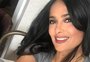 Salma Hayek comemora aniversário de 58 anos publicando fotos de biquíni: "Não são antigas"