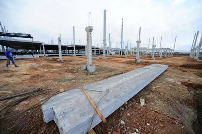 PORTO ALEGRE,RS,BRASIL.2021,04,13.Obras da Havan,nas AV.Assis Brasil está bem adiatada.(RONALDO BERNARDI/AGENCIA RBS).<!-- NICAID(14756464) -->