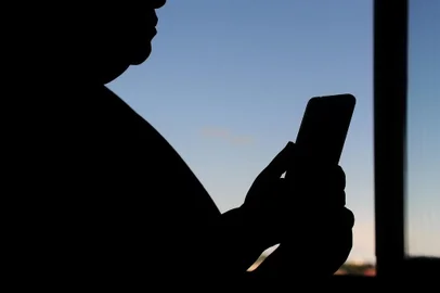 CAXIAS DO SUL, RS, BRASIL, 31/03/2023. Caxienses são vítimas do golpe do falso advogado. Criminosos estão usando processos imobiliários como contexto para tentar aplicar em vitimas. (Bruno Todeschini/Agência RBS)Indexador: BTK<!-- NICAID(15391341) -->