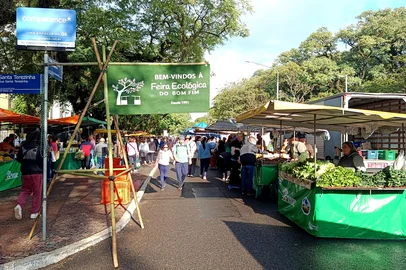 A Feira Ecológica do Bom Fim, tradicionalíssima em Porto Alegre, celebra 35 anos em 2026.<!-- NICAID(16350345) -->