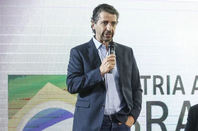 CANOAS, 2021.10.01 - Ministros do Trabalho e Previdência, Onyx Lorenzoni, e do Meio Ambiente, Joaquim Leite, fazem anúncios em Canoas, para marcar os mil dias do governo Bolsonaro. (Foto: André Ávila/Agencia RBS)<!-- NICAID(14904142) -->