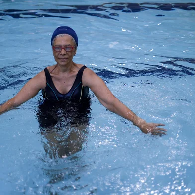 PORTO ALEGRE, RS, BRASIL, 04.01.2025: Por que exercicios na agua, como a natação e a hidroginastica, estão entre as melhores opçoes de exercicios para pessoas da terceira idade. Foto: Camila Hermes/Agencia RBS<!-- NICAID(15968811) -->