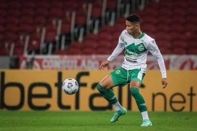 Marcos Vinicios, o Sorriso, atacante do Juventude, contra o Inter, no Estádio Beira-Rio.<!-- NICAID(14840195) -->