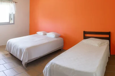 Projeção de como ficará o quarto do Hotel do Trabalhador do Sindicato dos Metalúrgicos de Caxias do Sul em Arroio do Sal. Projeto foi apresentado nesta sexta-feira (6). <!-- NICAID(16239545) -->