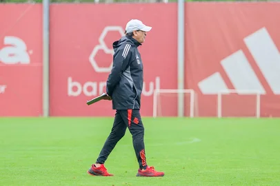 Ricardo Duarte / Inter/Divulgação Ramón Díaz em treino do Inter antes do confronto contra o Atlético-MG<!-- NICAID(16156799) -->