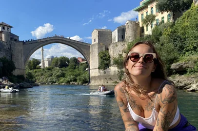 Carolina Nunes em Mostar, na Bósnia<!-- NICAID(15573357) -->