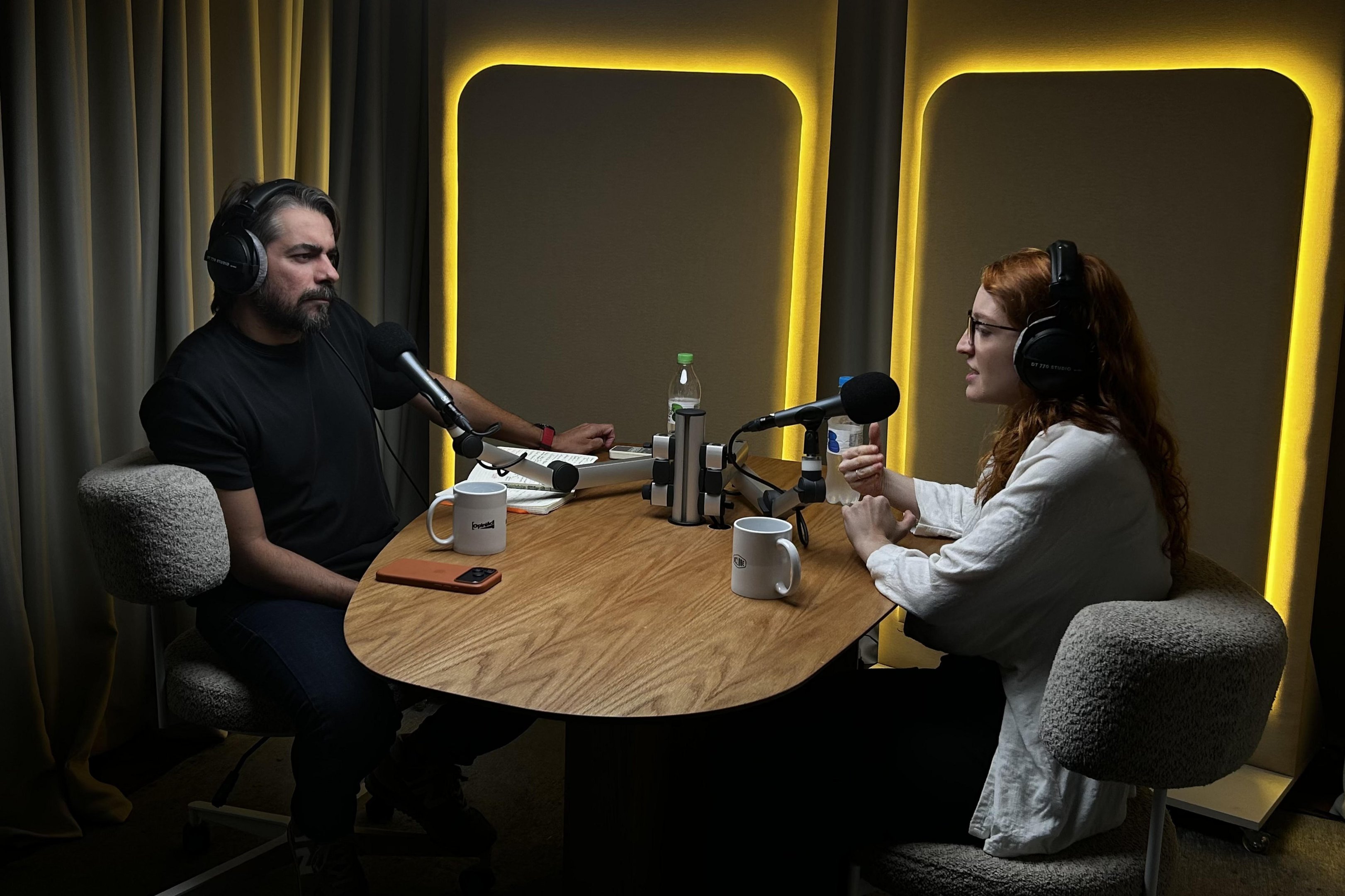 "Eu sou uma secadora nata", diz Nani Chemello sobre sua paix&atilde;o pelo futebol