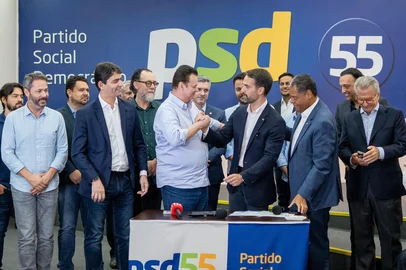 Governador do RS, Eduardo Leite, confirma filiação ao PSD.<!-- NICAID(16034172) -->