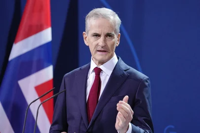 Norwegian Prime Minister Jonas Gahr Store speaks during a joint press conference with the German Chancellor before talks at the Chancellery in Berlin on January 19, 2022. (Photo by Kay Nietfeld / POOL / AFP)Editoria: POLLocal: BerlinIndexador: KAY NIETFELDSecao: diplomacyFonte: POOLFotógrafo: STR<!-- NICAID(15073357) -->