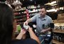 De volta aos domingos, Mercado Público atrai frequentadores com convite a "turistar"