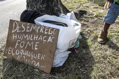 PORTO ALEGRE, RS, BRASIL - Fotos para matéria especial sobre crianças e adolescentes em situação vulnerabiidade social, pedintes e vendedores em esquinas de Porto Alegre. Na foto: N. 4 anos (Foto: ANDRÉ ÁVILA/ Agência RBS)Indexador: Andre Avila<!-- NICAID(14783868) -->
