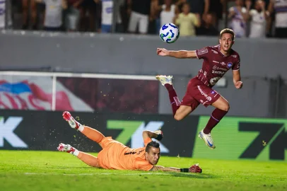 Caxias enfrenta o Fluminense pela copa do brasil<!-- NICAID(15989574) -->