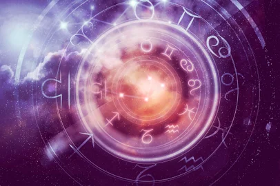 astrology horoscope backgroundastrologia, signo, horóscopoastrology zodiac signs. horoscope backgroundIndexador: Peter_PolkorabFonte: 208800554<!-- NICAID(15491498) -->