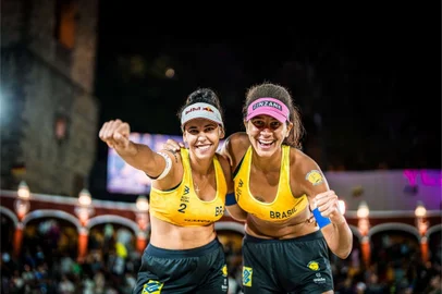 Duda, Ana Patrícia, vôlei