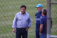 Mano Menezes e Alberto Guerra em treino do Grêmio no   CT Presidente Luiz Carvalho, em Porto Alegre<!-- NICAID(16077922) -->