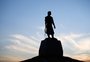 Estátua do Laçador é devolvida oficialmente à cidade
