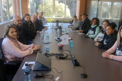 CAXIAS DO SUL, RS, BRASIL, 20/06/2023. Terminou a segunda rodada de negociação entre Sindicato dos Metalúrgicos e SIMECS. Sindicato patronal ofereceu 4,24% de reajuste. Proposta será levada a Assembleia Geral de Dissídio no sábado, dia 24 de junho, às 9h30 no Sindicato dos Metalúrgicos de Caxias do Sul e Região. (Simes/Divulgação)<!-- NICAID(15461948) -->