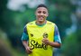 "A ficha ainda não caiu", afirma jovem lateral do Juventude sobre dividir vestiário com Nenê e Gilberto