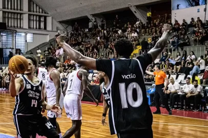 Victão, Munford, basquete, NBB. Corinthians