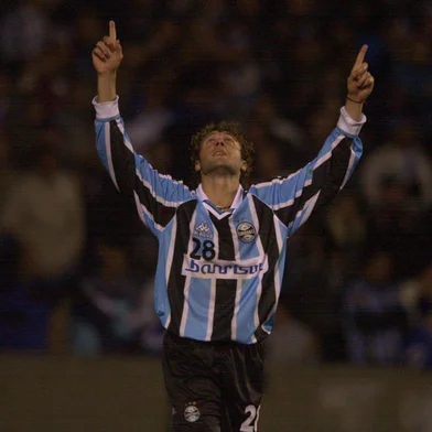 #Máquina: D1-5021742Gremio x Universidade do Chile<!-- NICAID(765695) -->