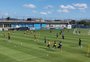 Renato treina sem todo elenco e adia definição do time do Grêmio que enfrentará o Esportivo