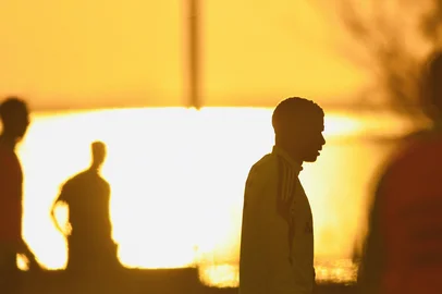 O meia-atacante Taison em treino do Inter no CT Parque Gigante.<!-- NICAID(14862306) -->