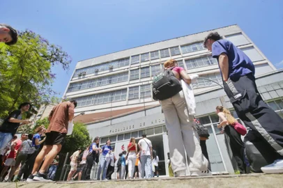 Segundo dia de provas do vestibular da UFRGS 2024, em Porto Alegre, neste dia 26 de novembro de 2023. Fotos na Faculdade de Arquitetura.Crédito: Lauro Alves<!-- NICAID(15609351) -->