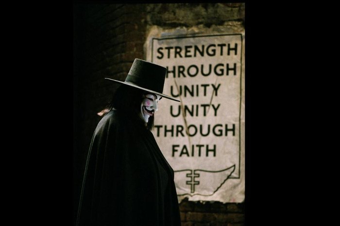 V de Vingança.  V for vendetta, V for vendetta quotes, Vendetta
