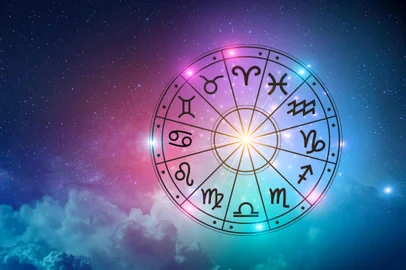 Zodiac signs inside of horoscope circle. Astrology in the sky with many stars and moons  astrology and horoscopes concept<!-- NICAID(15697354) -->