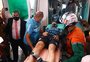 Após ônibus do Grêmio ser atingido por pedra e barra de ferro, Gre-Nal é adiado
