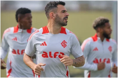 Bruno Henrique no treino do Inter