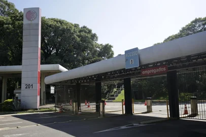 Mateus Bruxel / Agencia RBS PORTO ALEGRE, RS, BRASIL, 09-02-2021: Sede da Ceee na rua Joaquim Porto Vilanova. A Companhia Estadual de Energia Elétrica pode ir a leilão no final de março. (Foto: Mateus Bruxel / Agência RBS)<!-- NICAID(14710007) -->